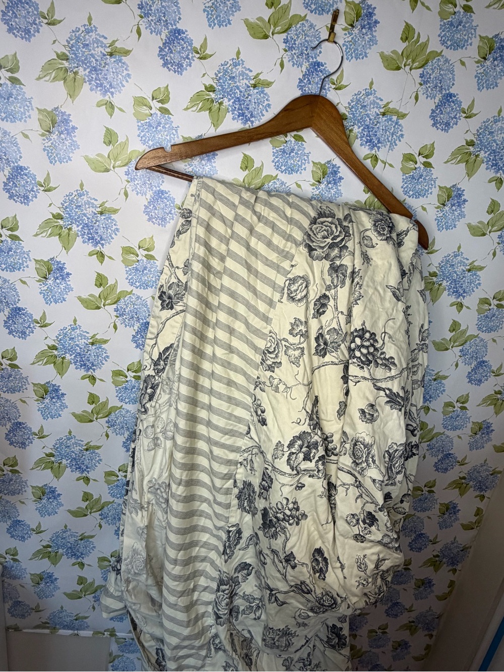 Women's Cream Floral and Gray Striped Skirt